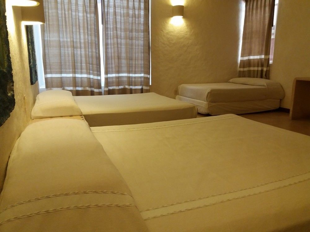 Hotel Plaza Tangolunda Εξωτερικό φωτογραφία