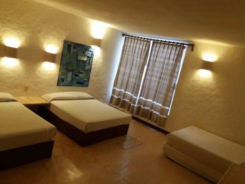 Hotel Plaza Tangolunda Εξωτερικό φωτογραφία