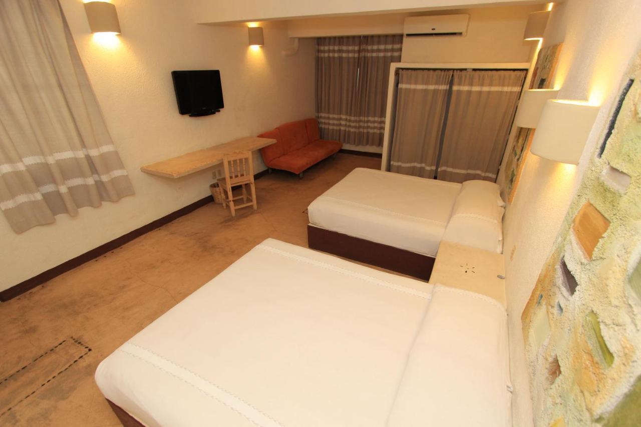 Hotel Plaza Tangolunda Εξωτερικό φωτογραφία