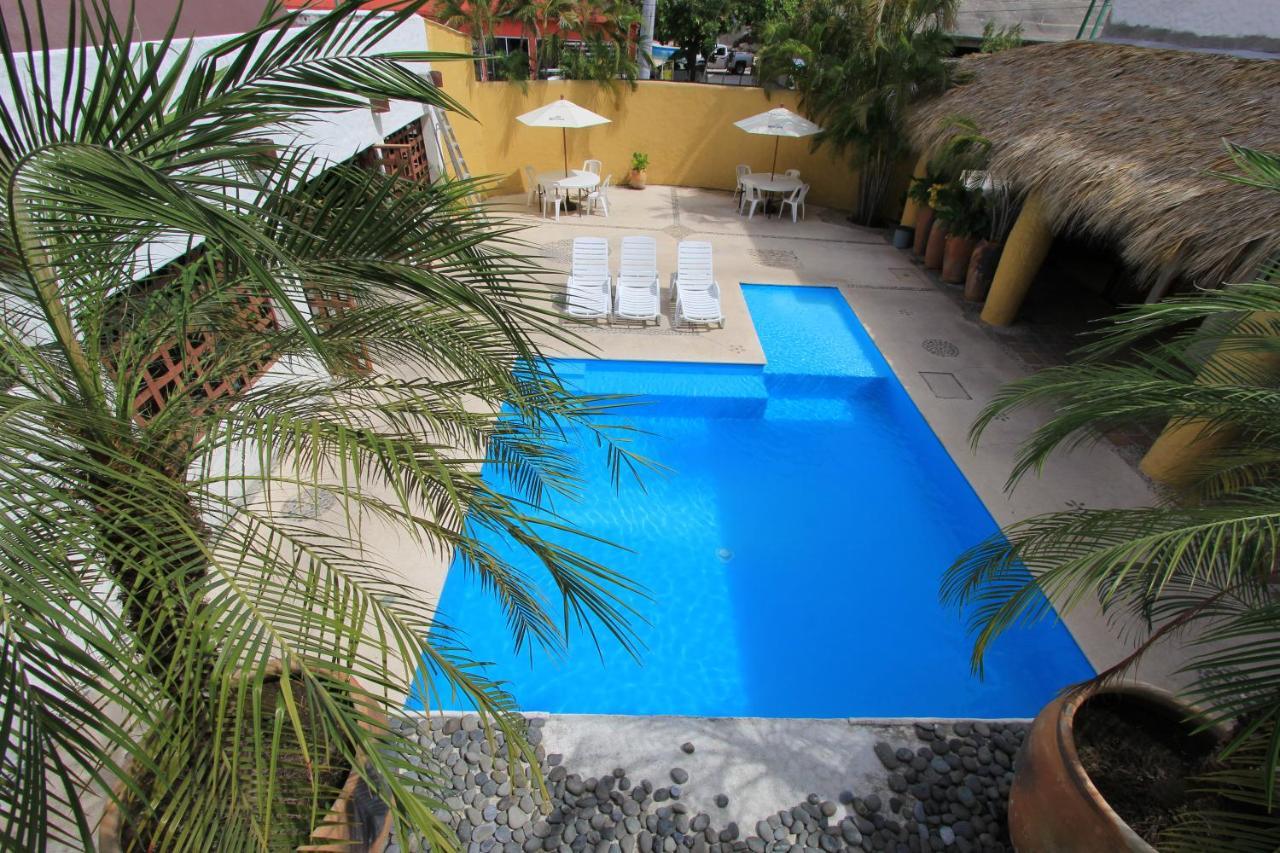 Hotel Plaza Tangolunda Εξωτερικό φωτογραφία