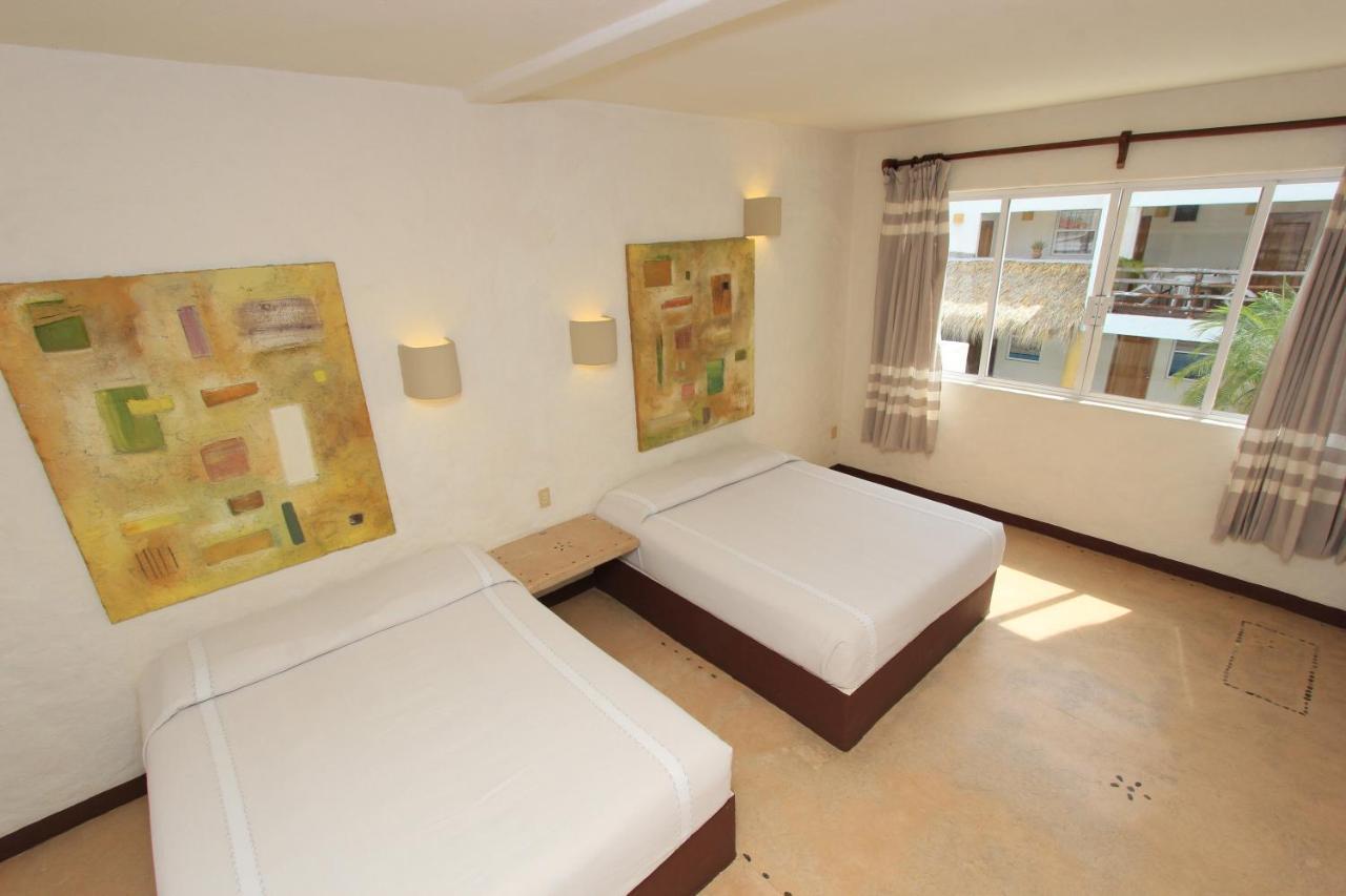 Hotel Plaza Tangolunda Εξωτερικό φωτογραφία