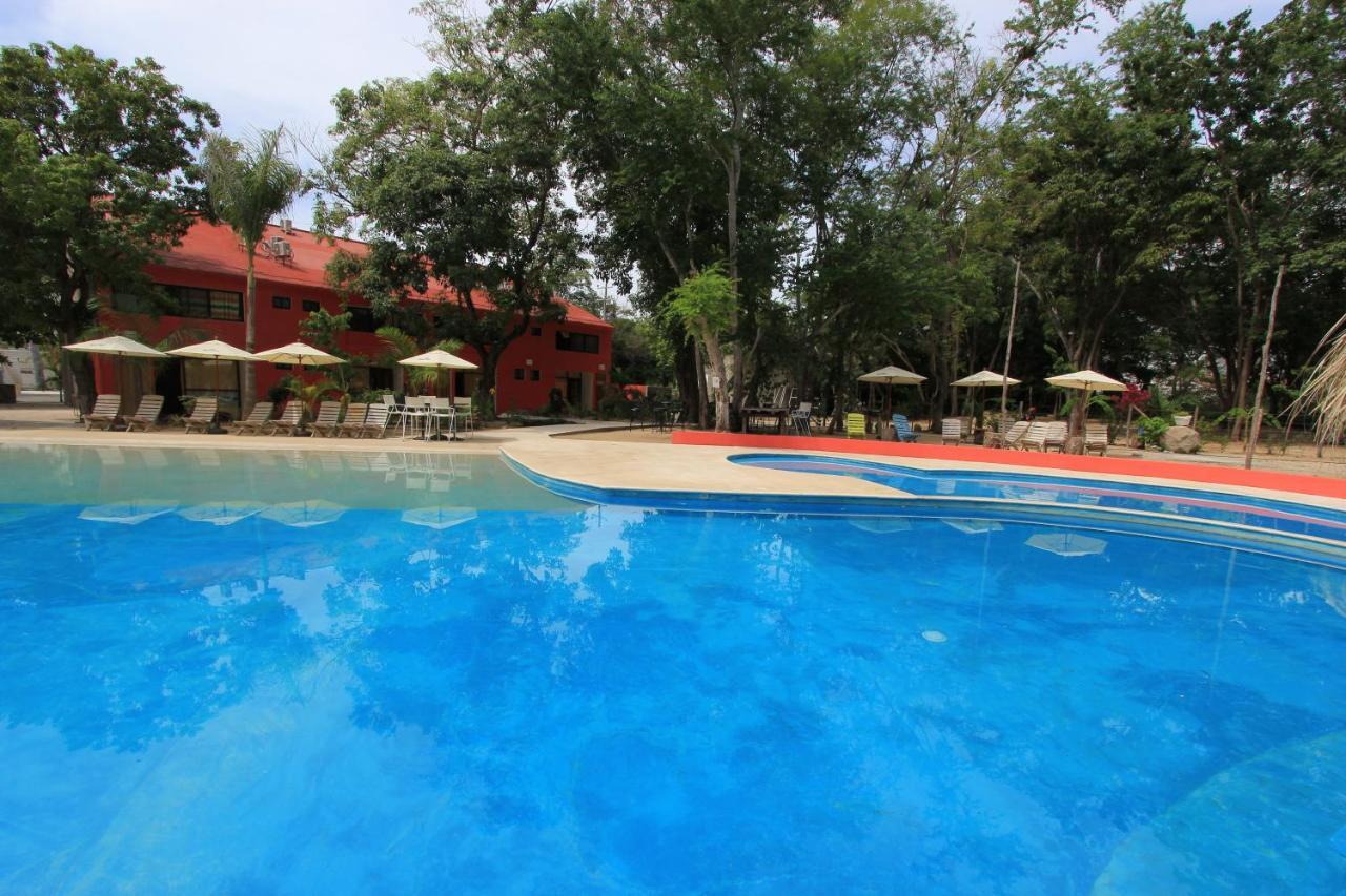 Hotel Plaza Tangolunda Εξωτερικό φωτογραφία